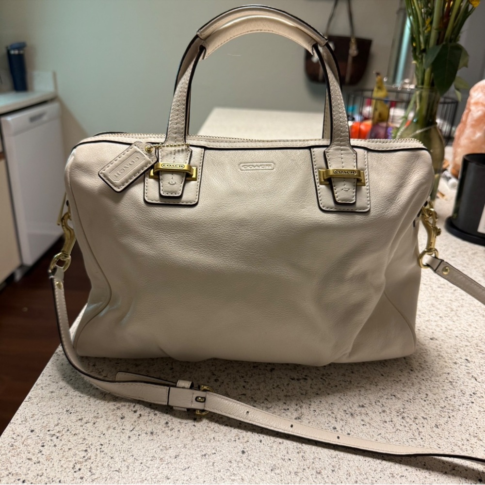Coach Cream Leather Purse